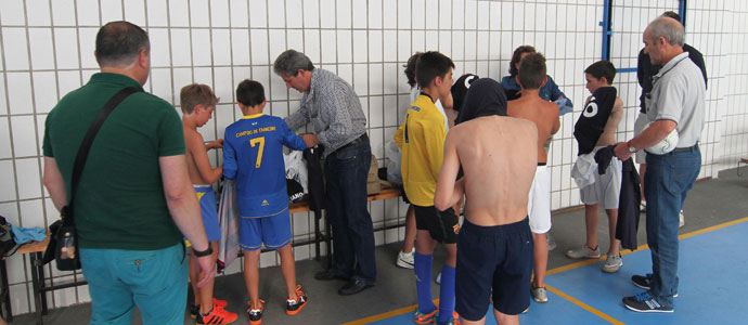 Alevines campurrianos disputarn el XXI campeonato internacional de ftbol sala de Luarca 
