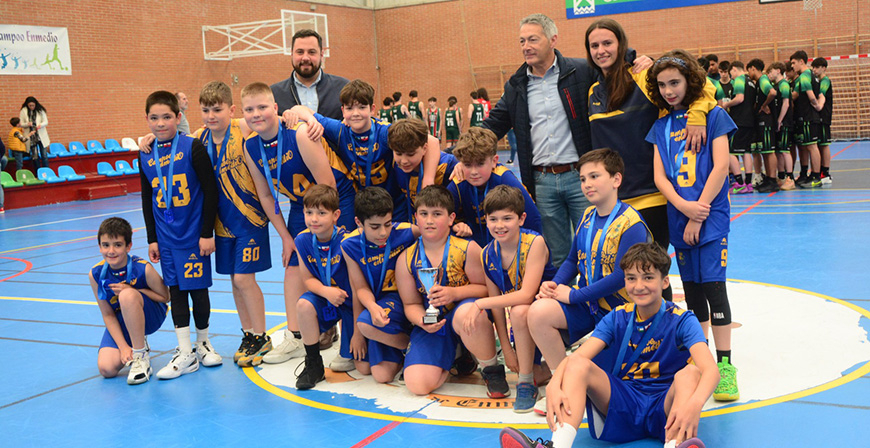 Los alevines de Enmedio ganan en casa la Final Four y logran el ascenso a Segunda