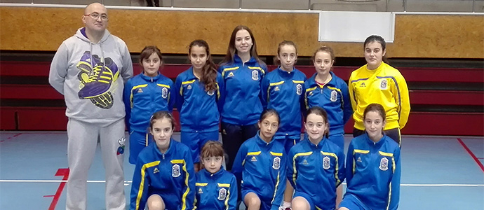 Las alevines de Enmedio se proclaman campeonas de Tercera 