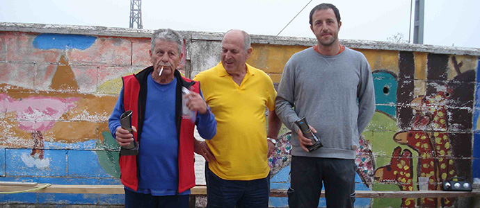 Alex y Jonathan ganan el Torneo de Petanca de Matamorosa