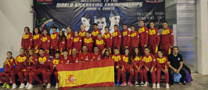 Alex Saiz conquista el bronce en el Mundial de Kick Boxing