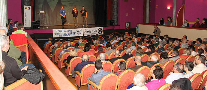 Alex Txikn, Ali Sadpara y Simone Moro llenan el Teatro Principal de Reinosa