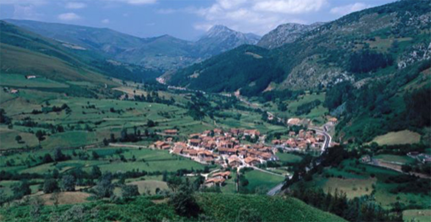 Los alojamientos extrahoteleros de Cantabria cerraron julio con una cada solo del 12% respecto al ao pasado