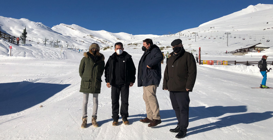 Alto Campoo abre la temporada al 50 por ciento y recibe al primer millar de personas
