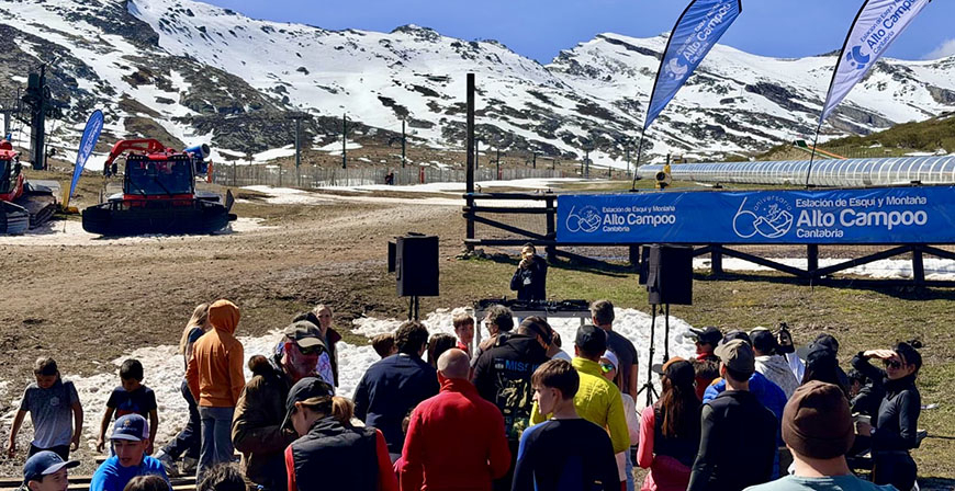 Alto Campoo despide la temporada de su 60 aniversario con una raquetada nocturna y la fiesta LOS40 Session