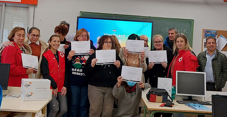 Las alumnas y alumnos del taller de Empleo de Reinosa se forman en primeros auxilios