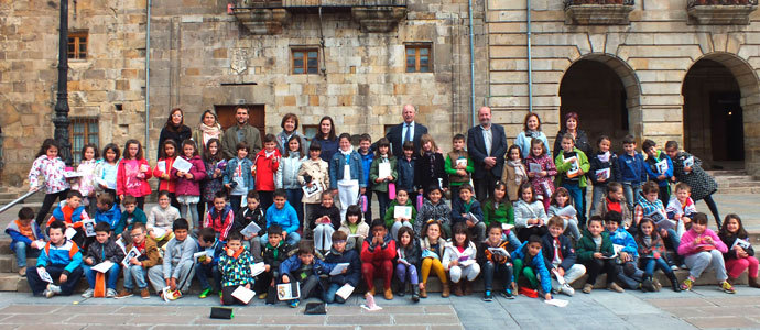 Los alumnos del Alto Ebro visitan el Ayuntamiento de Reinosa