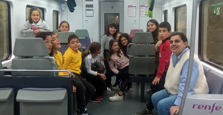 Los alumnos de catequesis de la ermita de Campoo de Suso celebran la primera convivencia del curso
