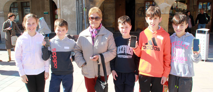 Los alumnos del Sanjo aprenden mientras colaboran con la comunidad