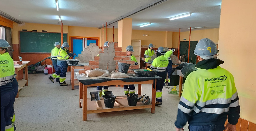 Los alumnos de la Escuela de Talento Joven de Reinosa se incorporan por un ao a la plantilla municipal