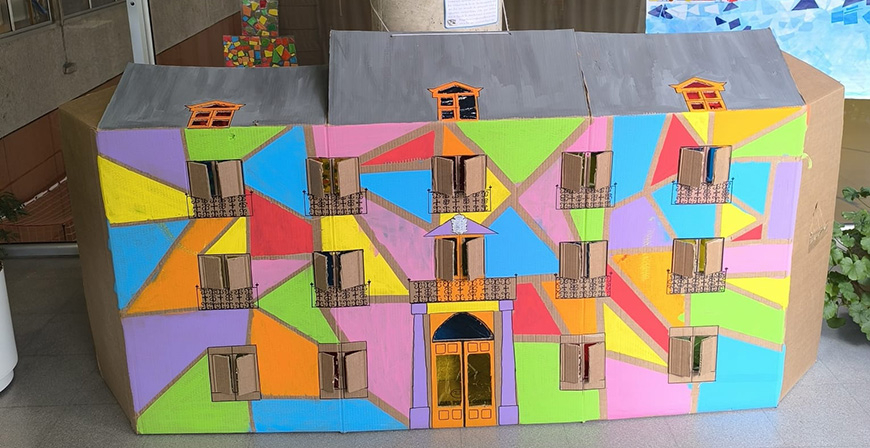 Los alumnos de Infantil del CEIP Alto Ebro reinterpretan Reinosa a trav�s de la mirada de Gaud�