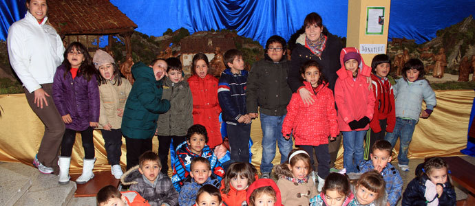 Los alumnos de la ludoteca visitaron el beln de Pablo Gonzlez