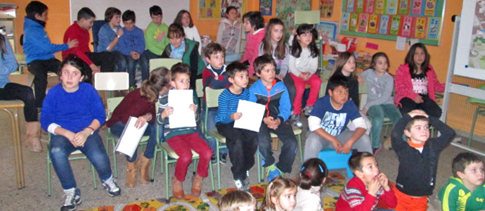 Los alumnos del Rodrguez de Celis se volcaron con el Da de la Paz