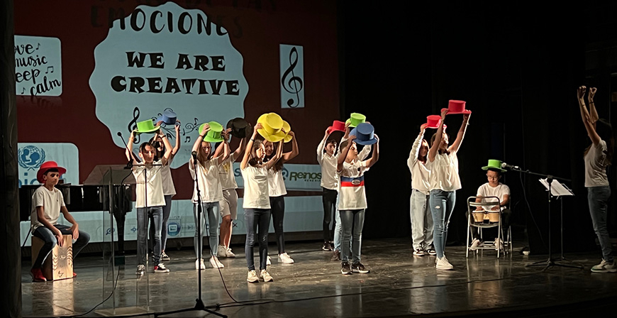 Los alumnos del San Jos despiden el curso con 'El coro de las emociones'