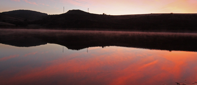 Amanece en el pantano del Ebro