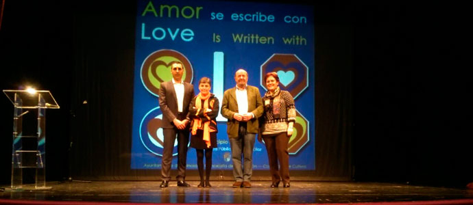 Amor se escribe con 