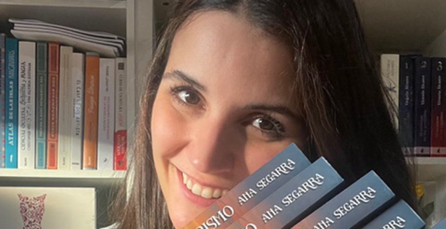 Ana Segarra publica 'Nufragos del abismo'