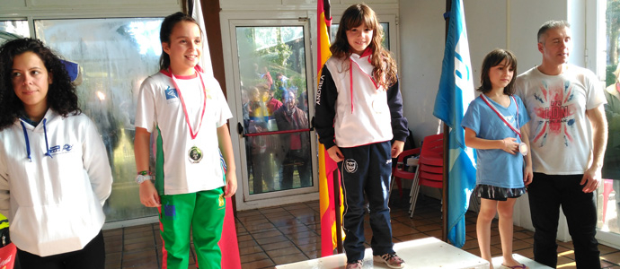 Andrea Gonzlez gana la primera jornada de la Liga Cntabra de Natacin