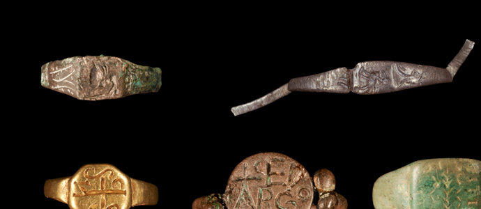 Los anillos de Santa Mara de Hito, protagonistas del ciclo 'La pieza del mes' en el MUPAC