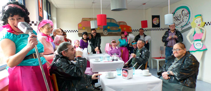 Los aos 50 inundan la Residencia Tercera Actividad 