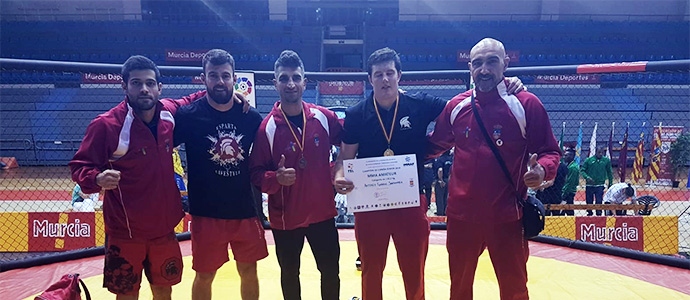 Antonio Fuarrs revalida su ttulo de campen de Espaa de Artes Marciales Mixtas
