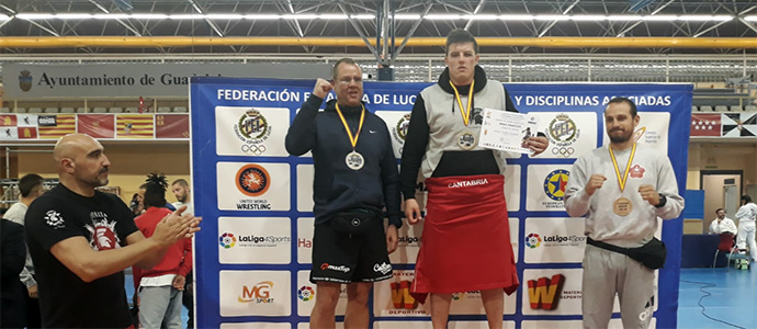 Antonio Fuarros, campen de Espaa de Artes Marciales Mixtas por tercer ao consecutivo