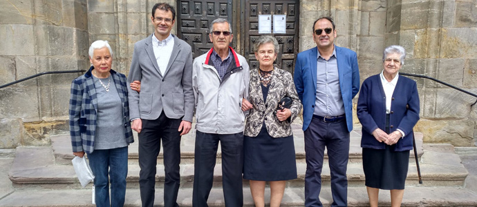 Antonio Lpez y Gumersinda Lpez celebran medio siglo de matrimonio