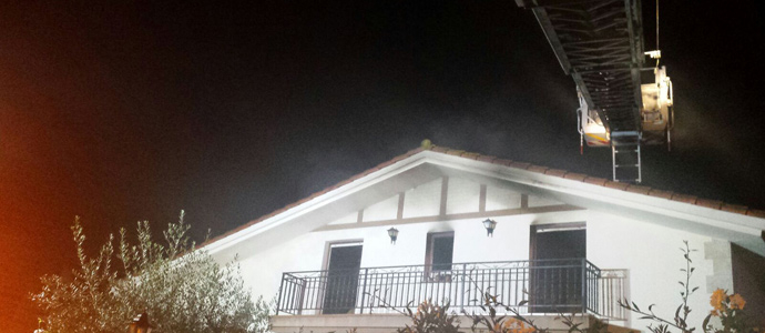 Arde una vivienda en Liendo