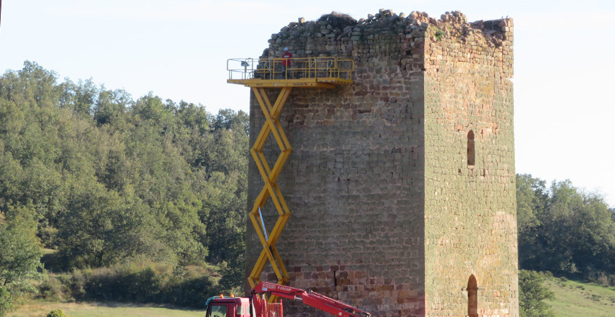 Arrancan las obras de consolidacin de la Torre Medieval de Villanueva