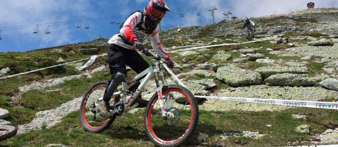 Arriola, Fierro y Seco, campeones regionales del Descenso BTT de Alto Campoo
