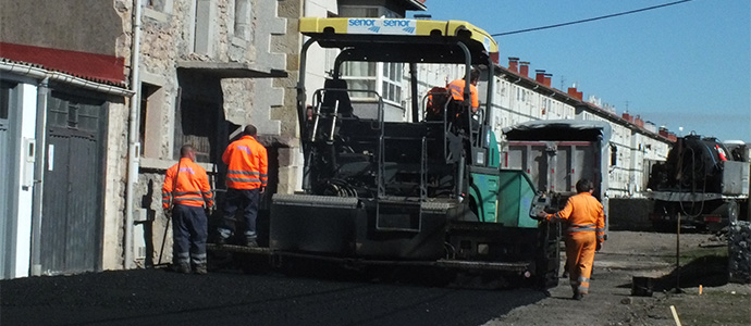 Asfaltado un tramo de la Avenida Naval