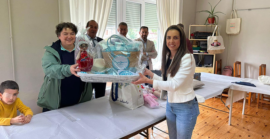 La Asociacin Cultural de Vecinos de Requejo recauda ms de 5.000 euros para la asociacin Acimet