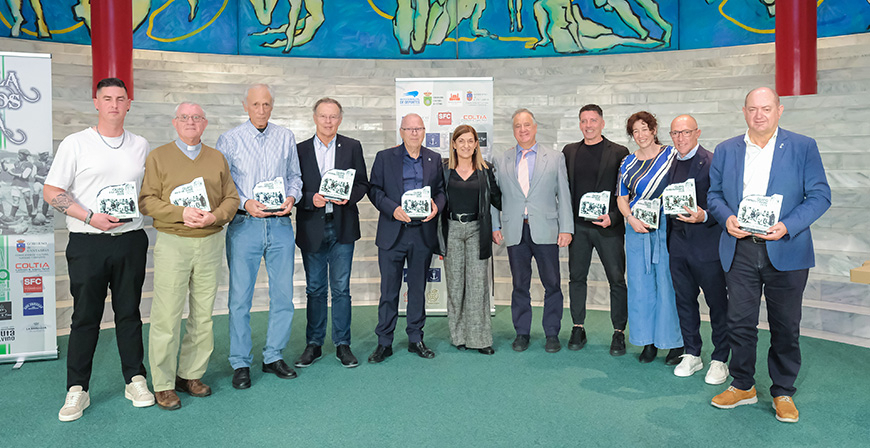 La Asociaci�n Unificada de Peque�os Accionistas del Real Racing Club celebra su cuarta gala