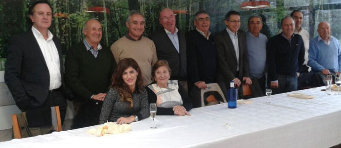 La Asociacin de Vecinos de Nestares celebr su comida de hermandad