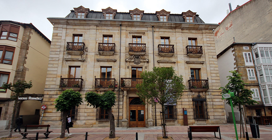 La atencin al ciudadano de la Guardia Civil de Reinosa se traslada a la tercera planta de La Casona 