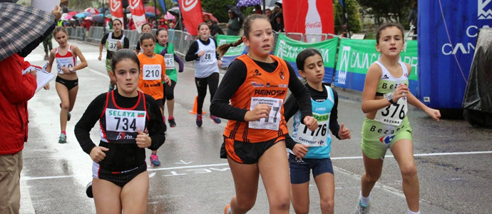 Los atletas del Reinosa Running desafiaron a la meteorologa en Ajo