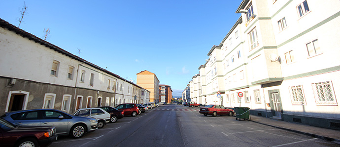 La Avenida de La Naval recupera sus fiestas