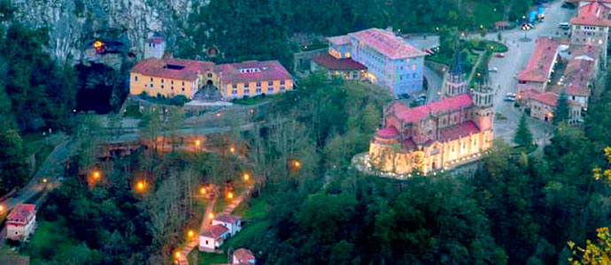 El Ayuntamiento de Campoo de Yuso organiza una excursin a tierras asturianas 