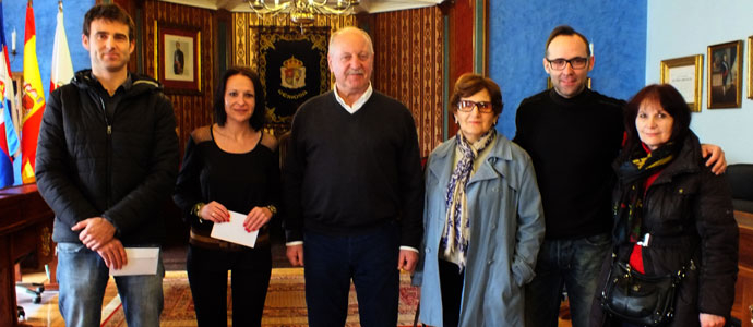 El Ayuntamiento entrega los premios del I Concurso de Fotografa Triatln Blanco de Reinosa