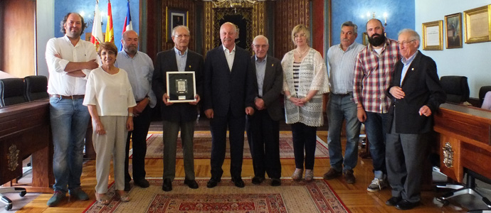El Ayuntamiento de Reinosa dice adis a los Padres Carmelitas Descalzos