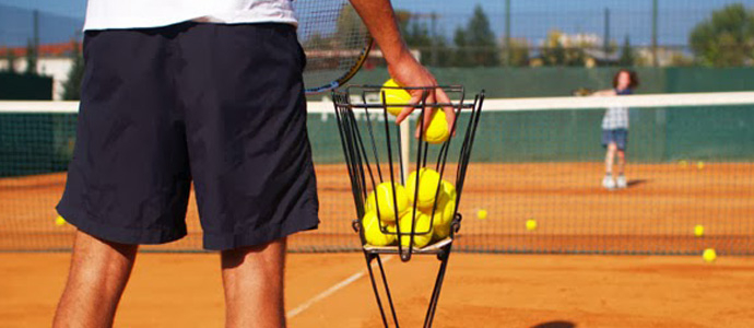 El Ayuntamiento de Reinosa organiza este verano cursos de tenis y pdel
