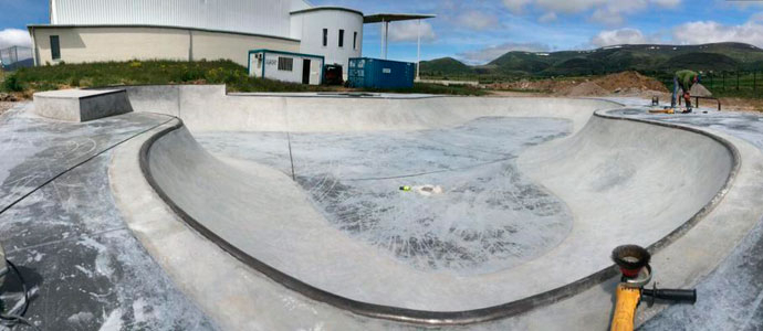 El Ayuntamiento de Reinosa recepciona la Fase I de la obra del skatepark