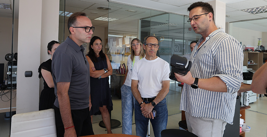 El Ayuntamiento de Reinosa visita Voltaris EV y H7 Metrology para conocer sus proyectos industriales