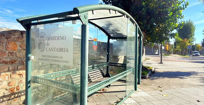 El Ayuntamiento solicita a Transportes la reparaci�n de tres marquesinas de autob�s  de Reinosa