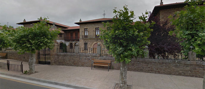 El Ayuntamiento solicitar la desafectacin de los colegios Concha Espina y Jos Caldern