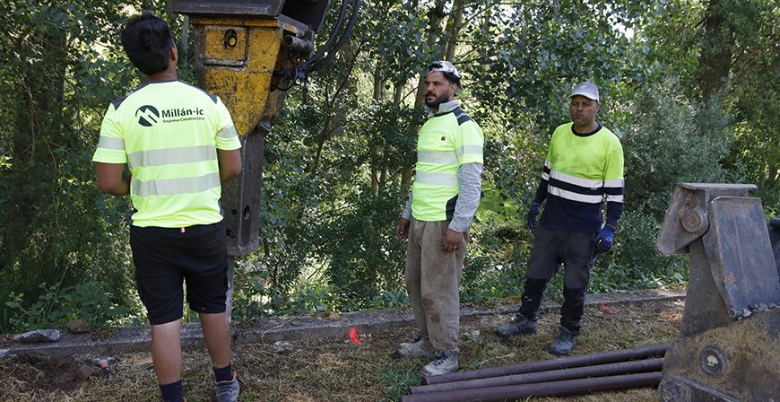 El Ayuntamiento de Valdeolea ultima la construcci�n de la nueva zona de ocio y aventura de Mataporquera