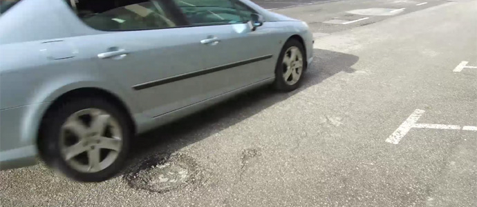 Los baches proliferan en Reinosa