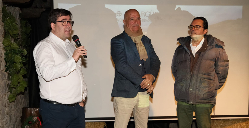El baluarte campurriano acogi el estreno en exclusiva del documental 