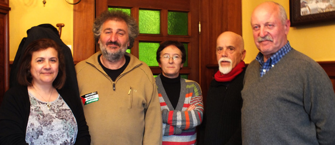Barrio se rene con Juani Rishmawi, responsable de proyectos de Health Work Committees
