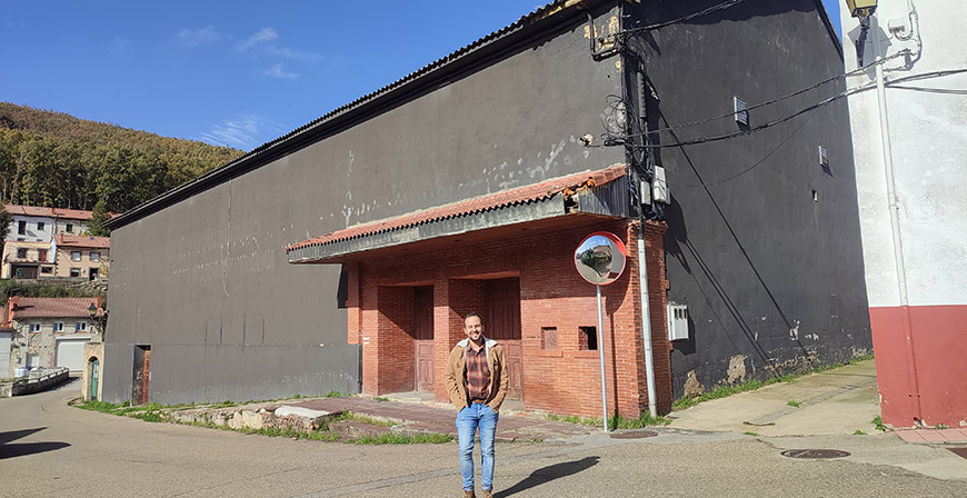 Barruelo de Santulln adquiere el antiguo auditorio Nicols Torre para intentar transformarlo en viviendas y garajes